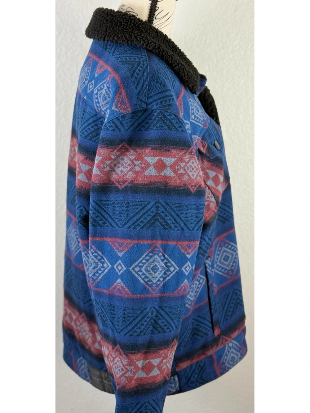 Lucky Brand Men’s Stripe Sherpa Lined Trucker Jacket Aztec Southwest Large